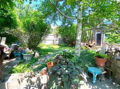 104 Calverley St, Providence RI 02908-4901 exterior