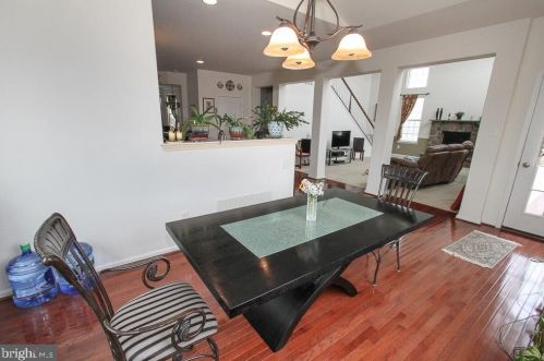 1954 Canyon Creek Rd, Gilbertsville PA  19525-7003 exterior