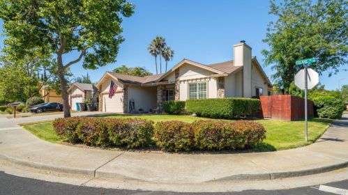 754 Tulare, Vacaville CA  95687-6250 exterior