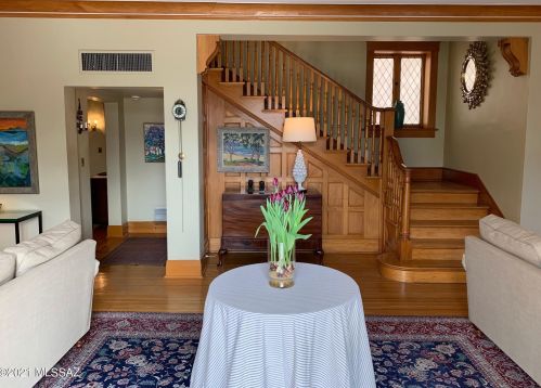 309 1 St, Tucson AZ 85705-7818 exterior