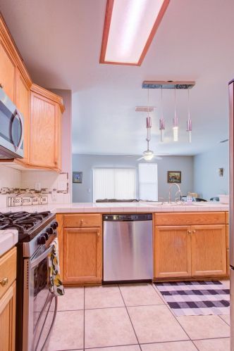 1429 Emerald Dr, Livingston CA  95334-9490 exterior