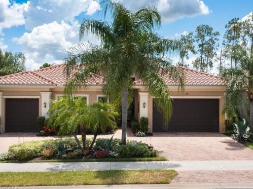 3920 Gibralter Dr, Naples, FL 34119-8647