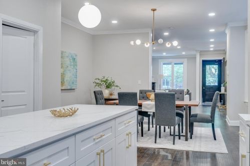 4425 Larchwood Ave, Philadelphia PA  19104-3915 exterior