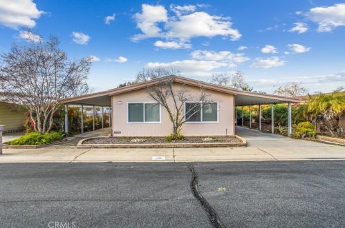 1325 Medallion St, Redlands CA  92374-2666 exterior