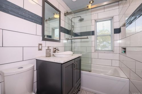 222 Orchard Rd, Mahopac NY  10541-1133 exterior