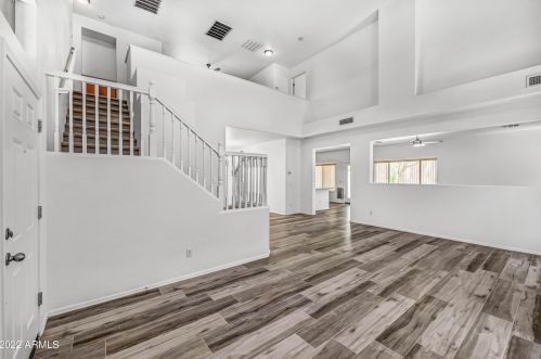 42323 46th Dr, Phoenix AZ  85086-1400 exterior