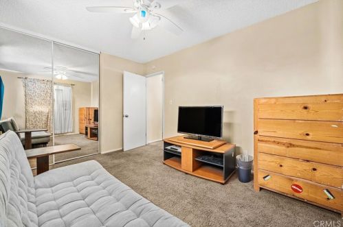 16193 Colina St, Victorville CA  92395-3610 exterior