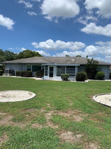1704 Flamingo Ln, Ruskin, FL 33573-5749