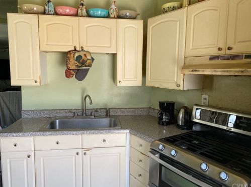 341 49th St, San Bernardino, CA 92407-3101