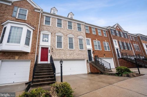 9269 Laurel Ridge Crossing Rd, Lorton VA  22079-2960 exterior