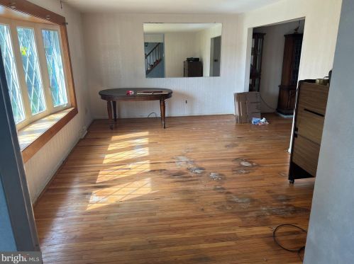 375 Maple Ave, Southampton PA  18966-3563 exterior