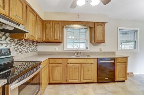 3143 Bechtel Dr, Franklin OH  45005-4803 exterior