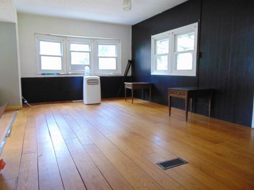 53 Conestoga Trl, Brookfield MA  01506-1900 exterior