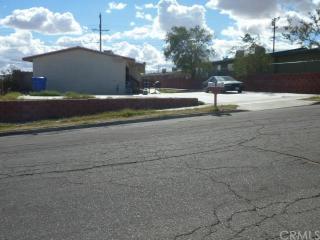 928 Carson St, Barstow, CA 92311-4036