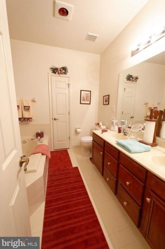 603 Gray Fox Ln, Glen Mills PA  19342-2226 exterior