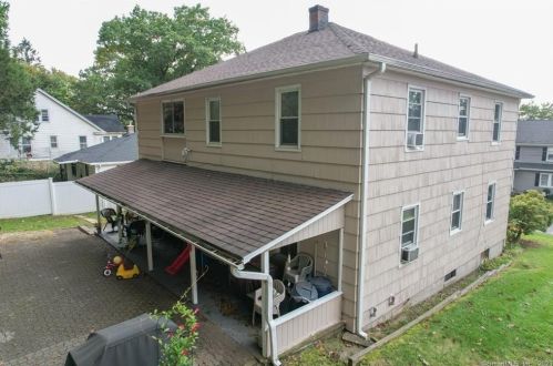 82 Middlefield Ave, Waterbury CT  06705-2723 exterior