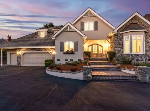 16061 Shannon Rd, Los Gatos, CA 95032-4735