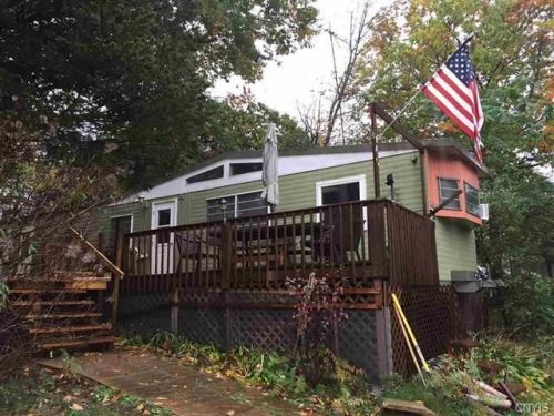 40 Dolly Rd, Pope Mills, NY 13654-3217