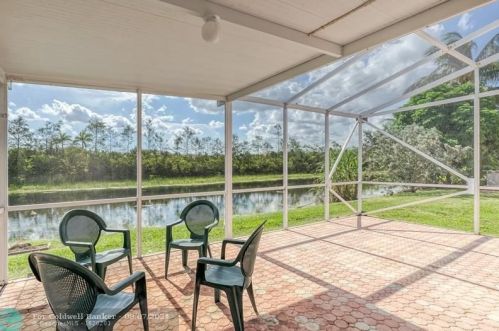 420 166th Ave, Hollywood, FL 33028-1403