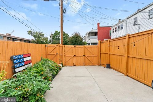 507 Lamont St, Washington DC  20010-2516 exterior