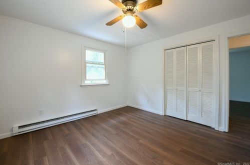 54 Henry St, Waterbury CT  06708-2608 exterior