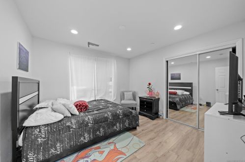 7891 Railroad Ave, Riverside CA  92504-4139 exterior