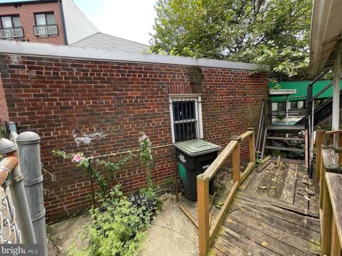 1419 Minnesota Ave, Washington DC 20020-5605 exterior