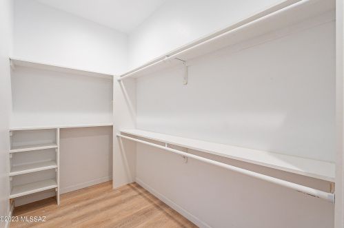 6520 Calle Herculo, Tucson AZ  85710-5620 exterior