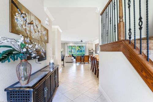 6619 Marbella Dr, Naples, FL 34105-5046