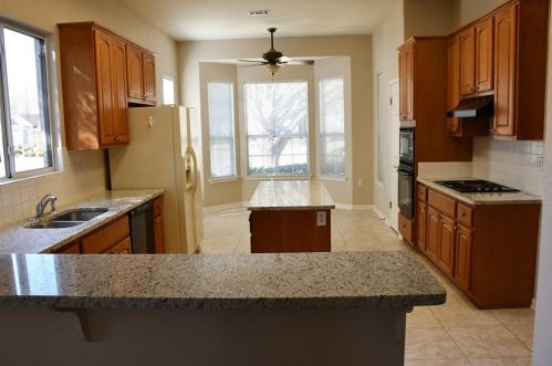 205 Whispering Wind Dr, Georgetown TX  78633-4540 exterior