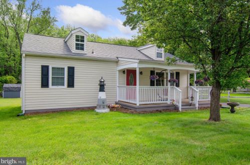 12517 Five Mile Rd, Fredericksburg, VA 22407-6651