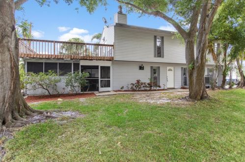 1801 New Hampshire Ave, Saint Petersburg, FL 33703-3349