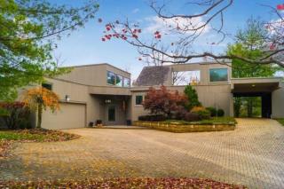 8614 Dornoch Ct, Dublin, OH 43017-9608