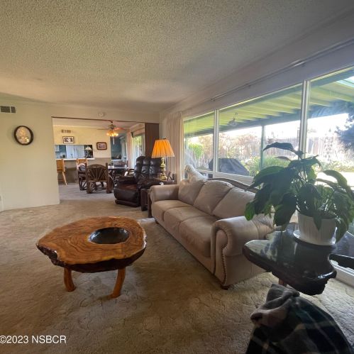 3307 Fair Oaks Dr, Santa Maria, CA 93455-2322