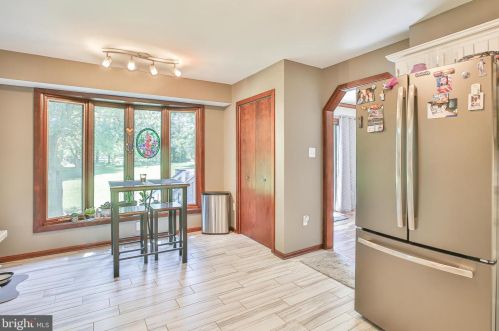 2327 Contest Ln, Haymarket VA  20169-1209 exterior