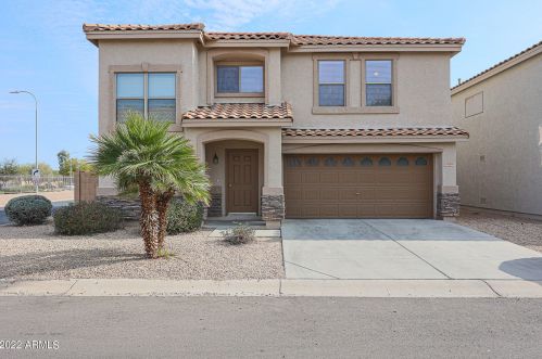1003 Firehole Dr, Chandler, AZ 85286-1331
