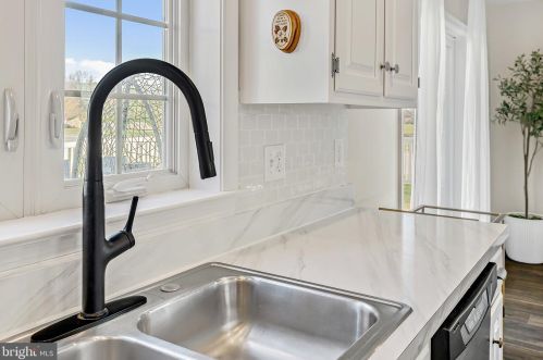 65 Patience Ln, Ephrata PA  17522-9157 exterior