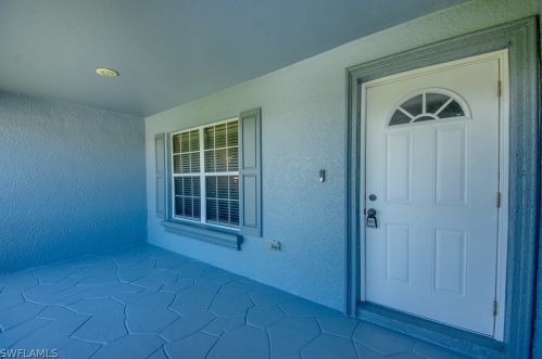 1117 14th St, Cape Coral, FL 33990-3718