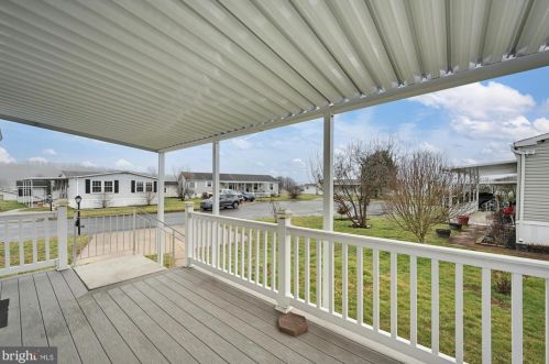 910 Dogwood St, Smithville PA  17560-9692 exterior