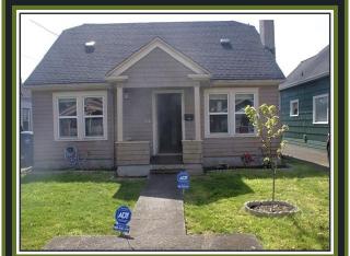 316 Eklund Ave, Hoquiam, WA 98550-1721