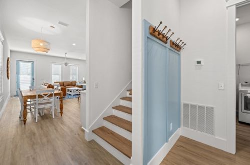 200 Pne Ave, Saint George Island FL  32328-2805 exterior