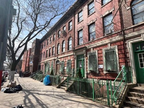 1017 Faile St, Bronx NY  10459-3775 exterior