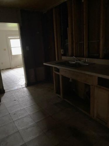 1051 Hanley St, Gary IN  46406-2013 exterior