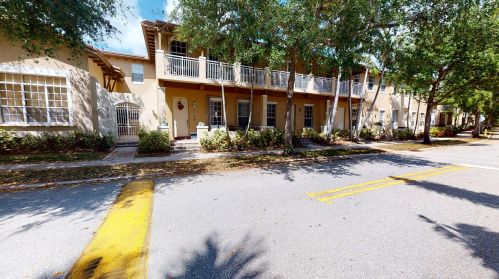 2415 7th St, Boynton Beach, FL 33426-8783
