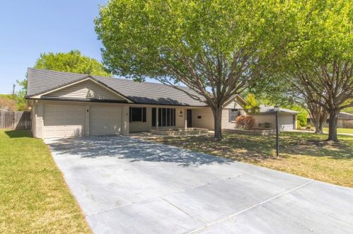3808 Wilkie Way, Fort Worth, TX 76133-2930