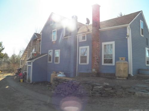 816 Voluntown Rd, Norwich, CT 06351-3306