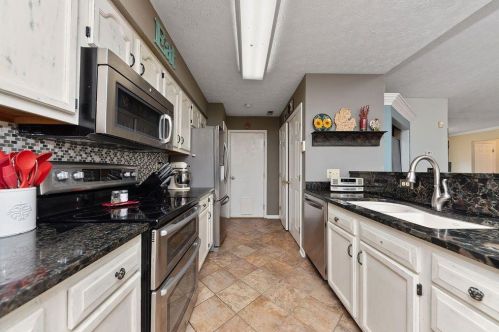 308 Creekside Dr, Mount Olive OH  45106-8317 exterior