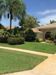 12785 Kingsway Rd, West Palm Beach, FL 33414-7022