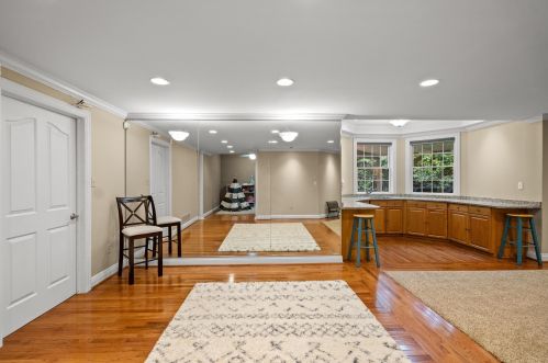 3466 Reeves Dr, Covington KY  41017-9436 exterior