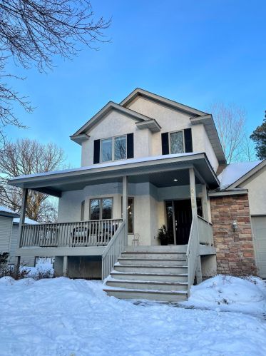 9169 Coral Sea St, Minneapolis, MN 55449-6768